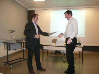 Übergabe des Diploms und Ernennung zum 